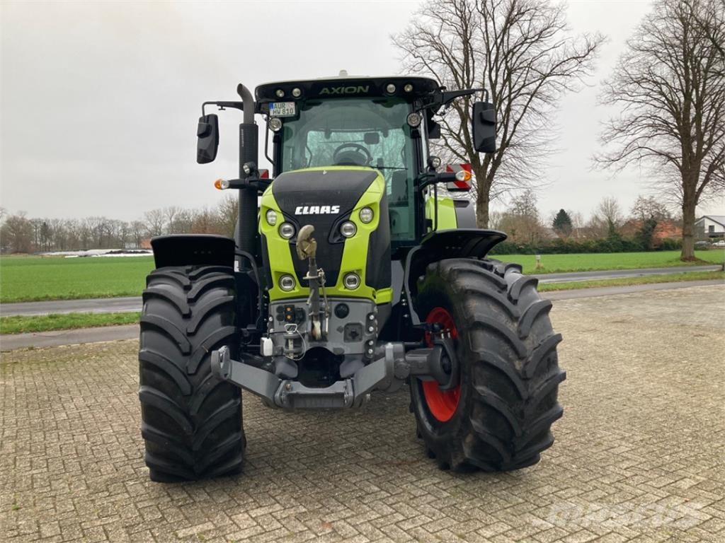 CLAAS Axion 810 Cis+ 트랙터