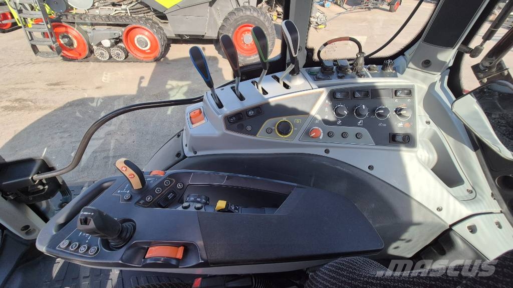 Valtra T 254 الجرارات