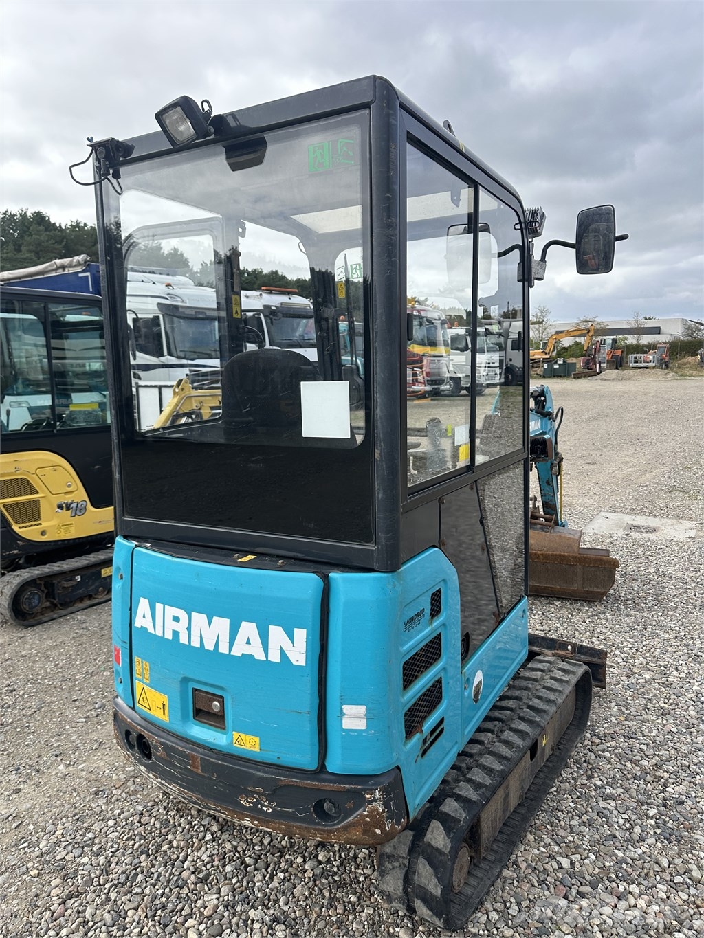 Airman ax 19 Mini pelle < 7t