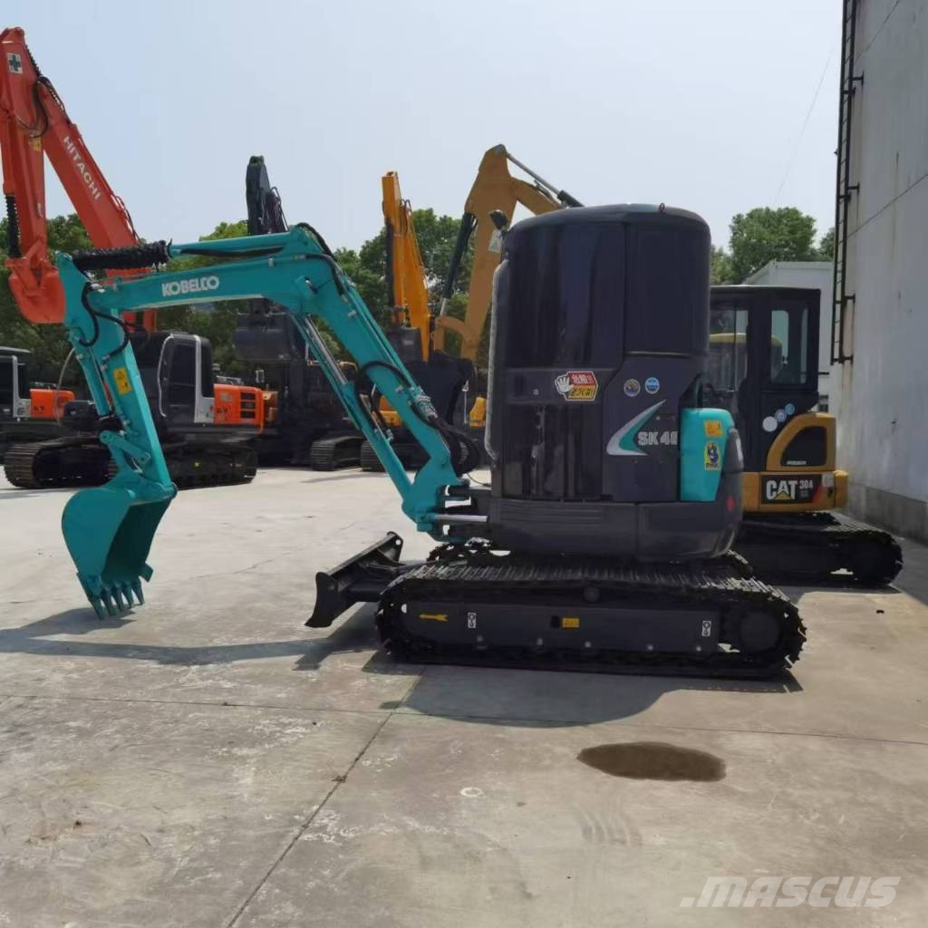 Kobelco SK 40 小型挖土機/掘鑿機<7t(小型挖掘機)