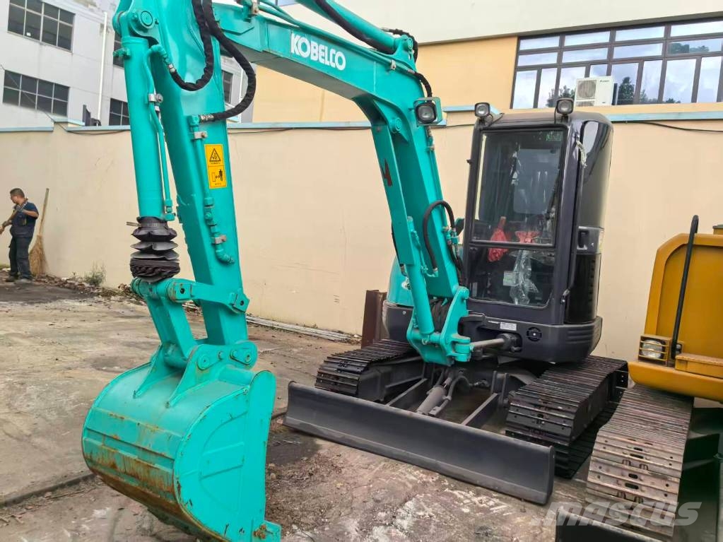 Kobelco SK 40 小型挖土機/掘鑿機<7t(小型挖掘機)