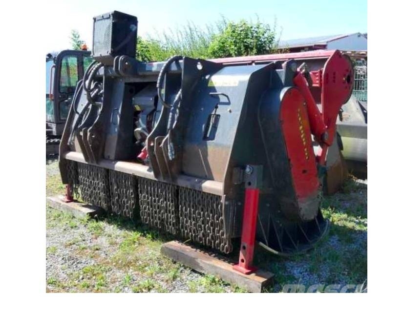 SeppiM Maxisoil 250 Forstmulcher Metsä murskaimet