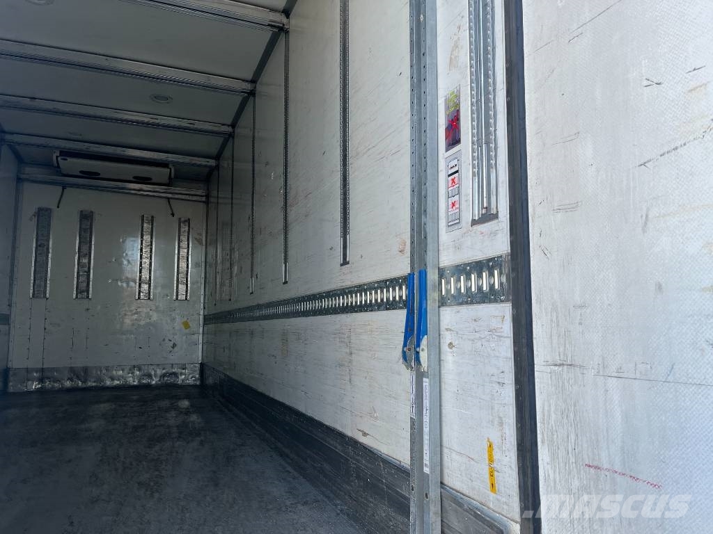 Volvo FH 460 LNG 6x2 Kylbil Dubbla Lastplan Temperature controlled trucks