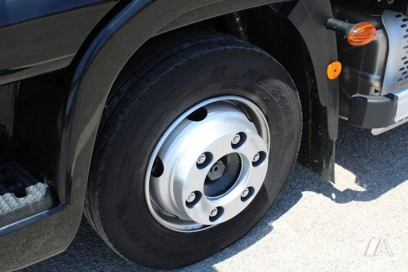 Iveco Eurocargo 75-210--001-LONAS Kofferaufbau