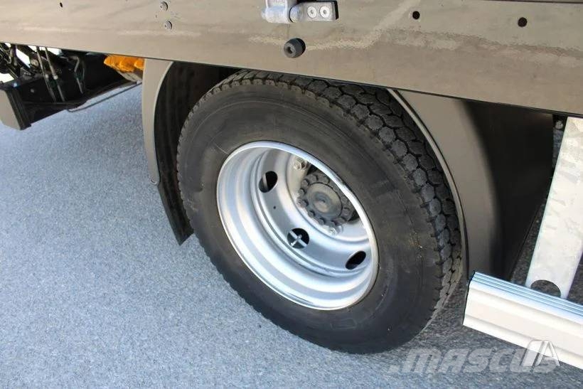 Iveco Eurocargo 75-210--001-LONAS Kofferaufbau