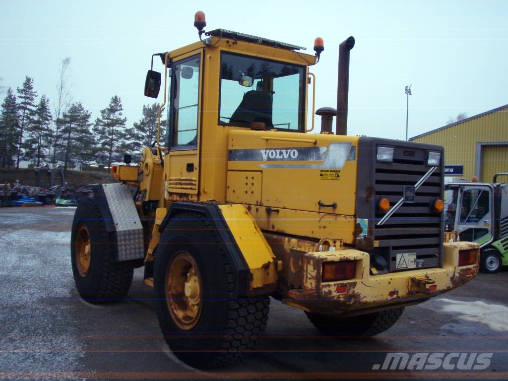 Volvo L 70 C 轮式装载机