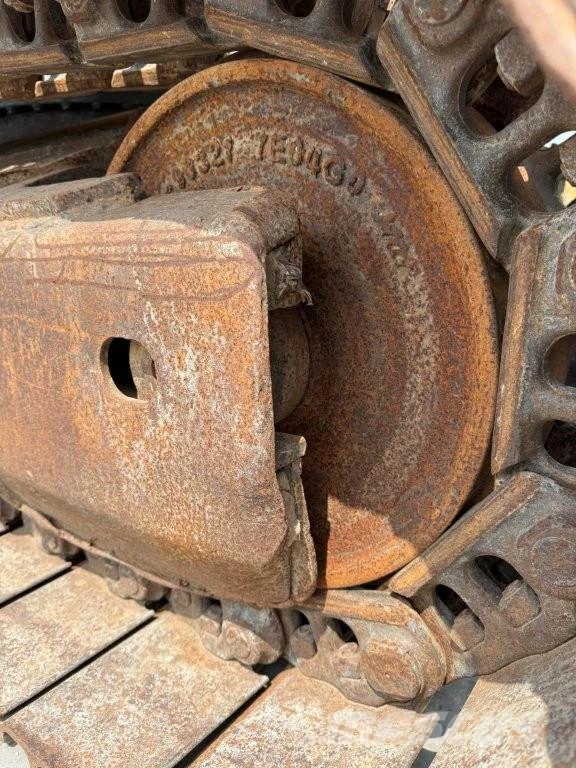 Komatsu PC210-8 Εκσκαφείς με ερπύστριες