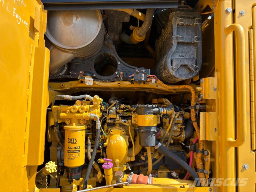CAT 140M2 Grederji