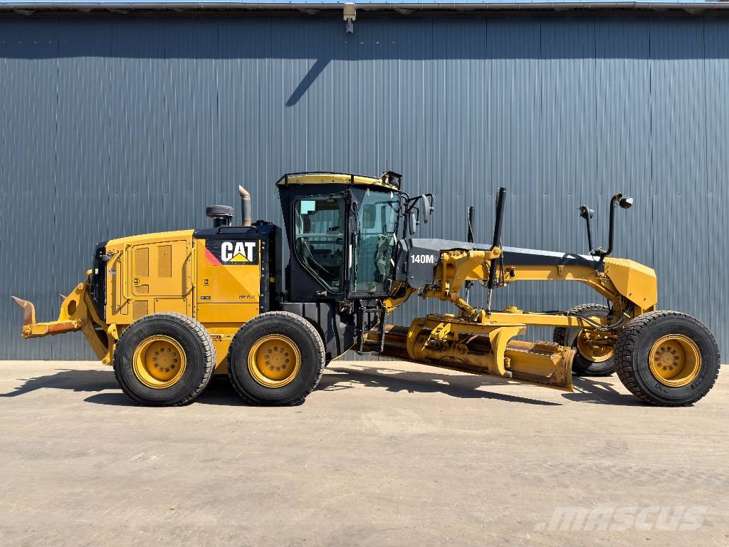 CAT 140M2 Grederji