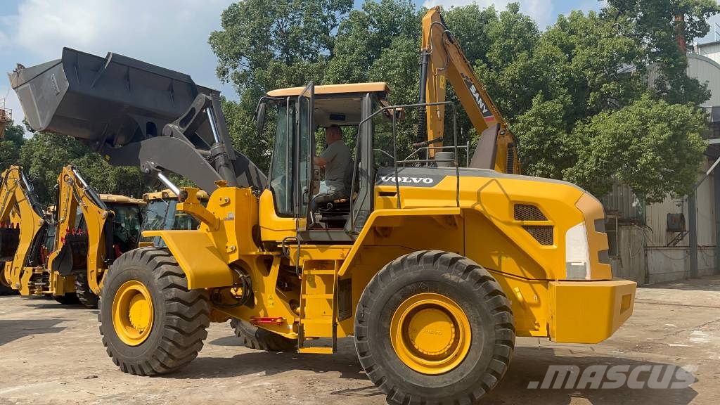 Volvo L 105 휠로우더