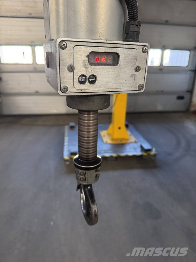 Al-vac Mobil søjlesvingkran. Powerlift. 160 kg. Håndbetj. 其他升降機械