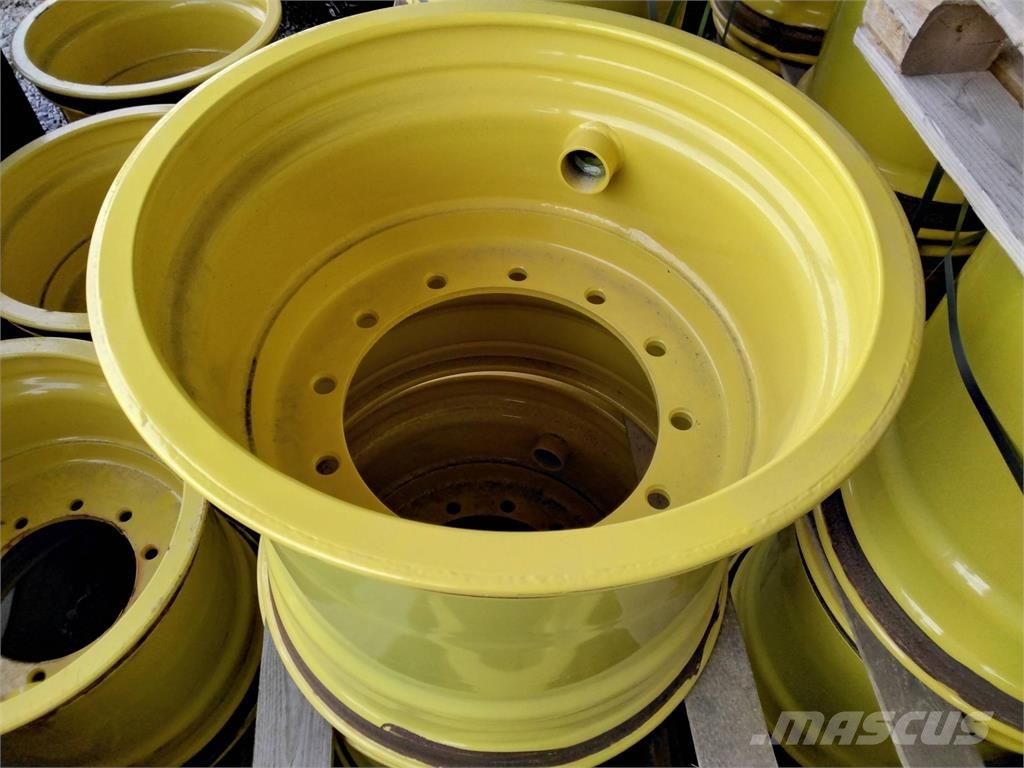 Other/Övrigt Rim 24,5x26" Tyres, wheels and rims