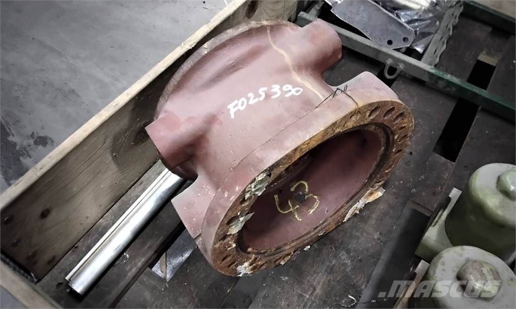 Timberjack / John Deere F025390 传动装置