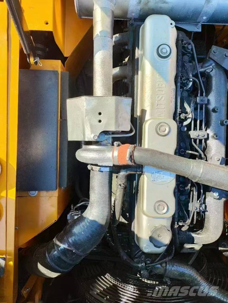 Sany SY215C Escavadoras de rastos