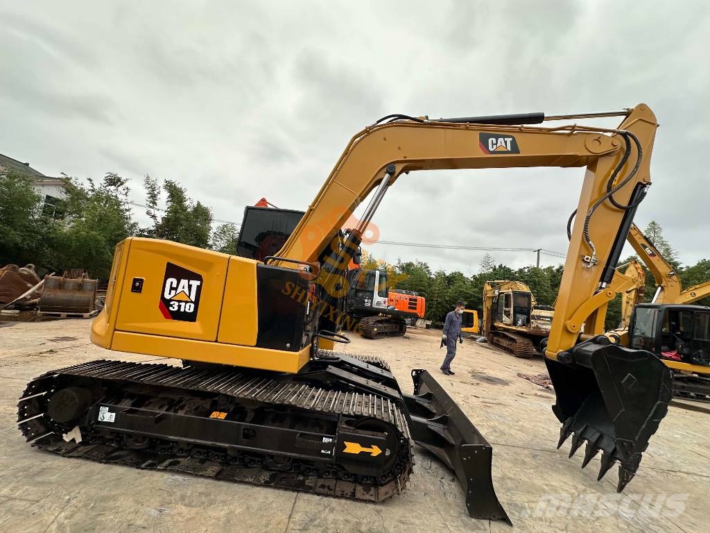 CAT 310 Paletli ekskavatörler