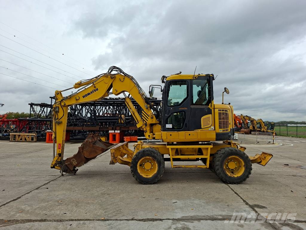 Komatsu PW 118 MR-8 (+ 3 buckets) Wielgraafmachines