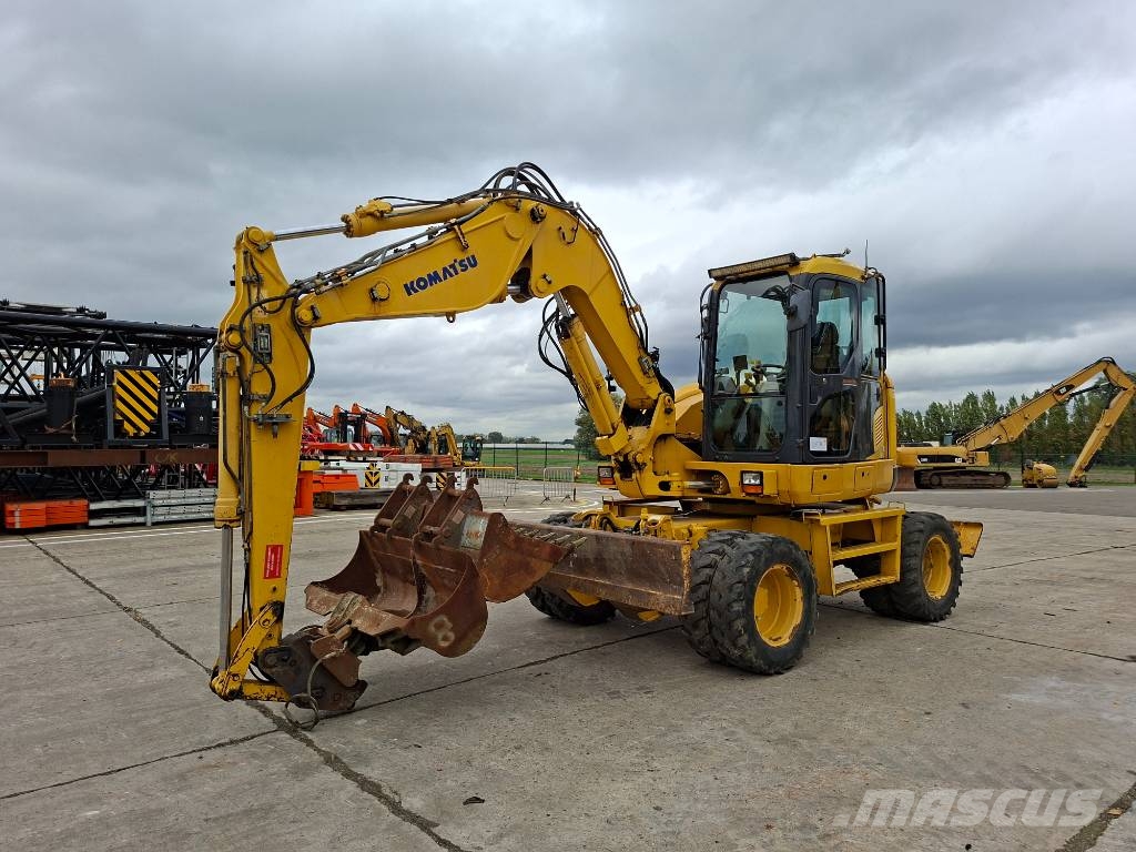 Komatsu PW 118 MR-8 (+ 3 buckets) Wielgraafmachines