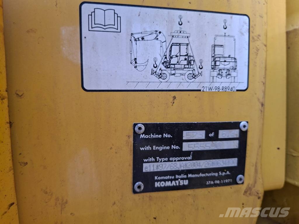 Komatsu PW 118 MR-8 (+ 3 buckets) Wielgraafmachines