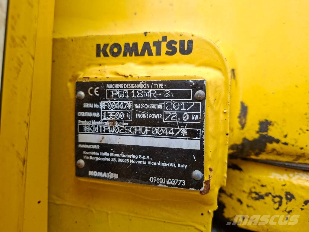 Komatsu PW 118 MR-8 (+ 3 buckets) Wielgraafmachines