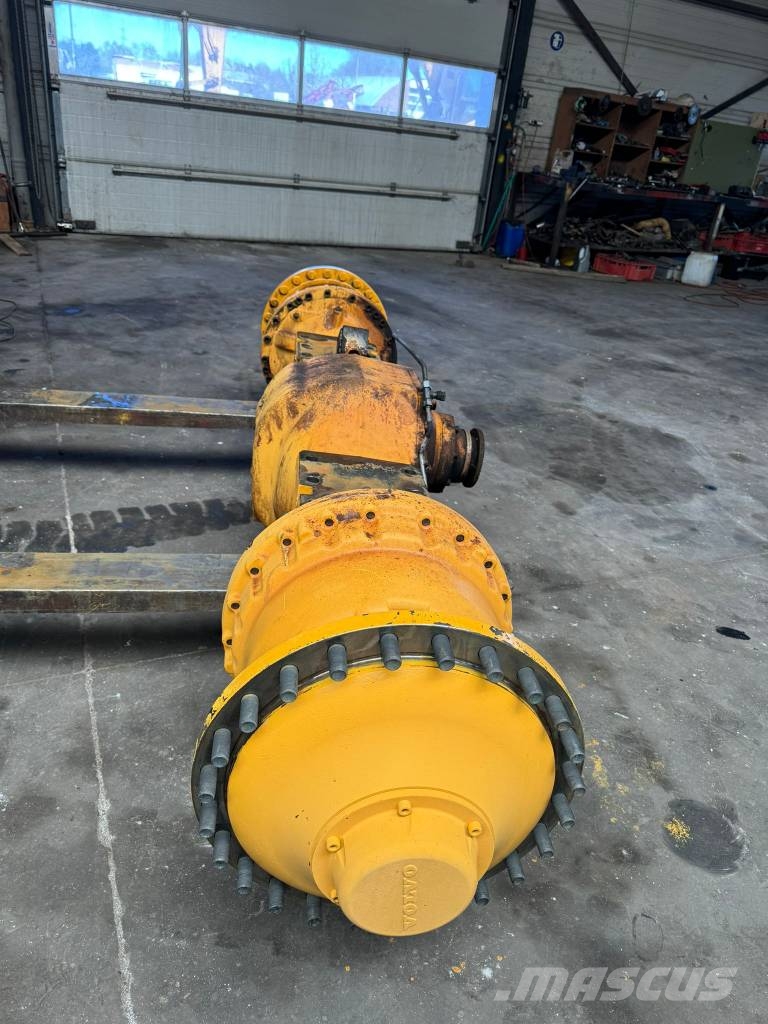 Volvo L150H front axle Tengelyek