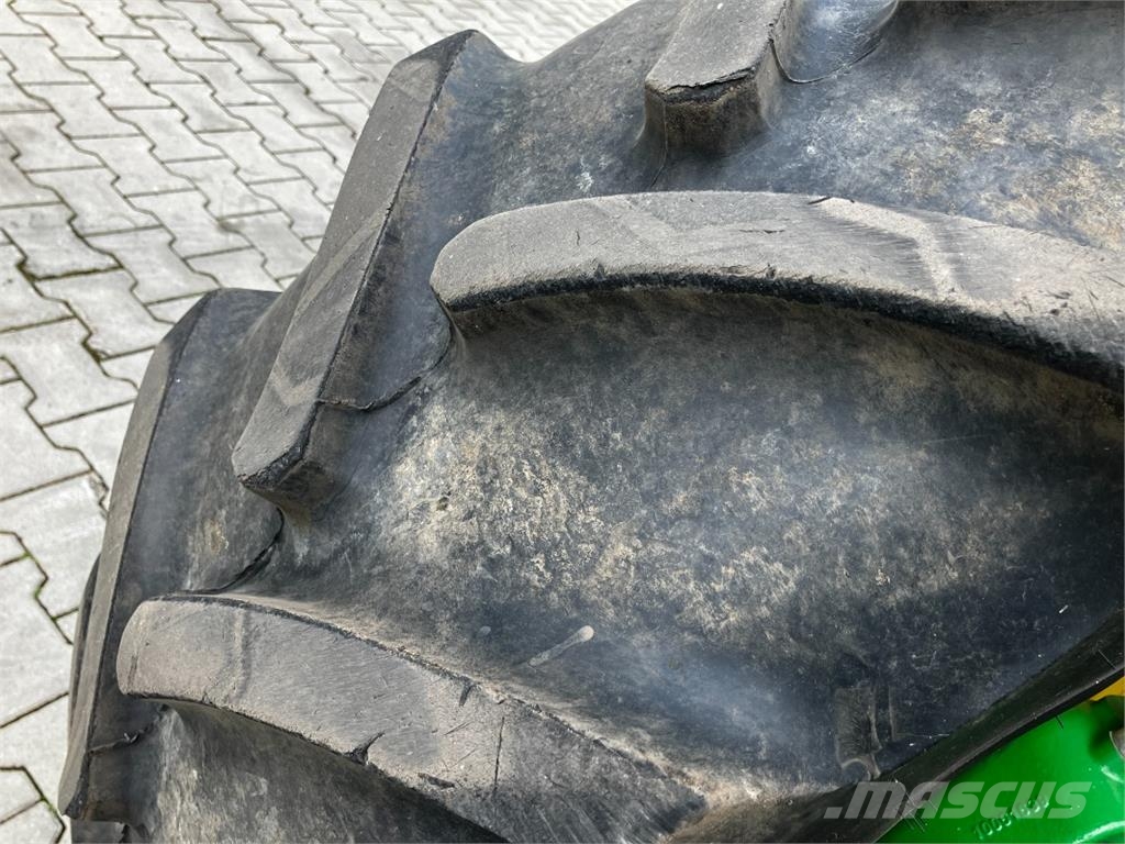 Continental 420/70R24 ماكينات زراعية - غير ذلك