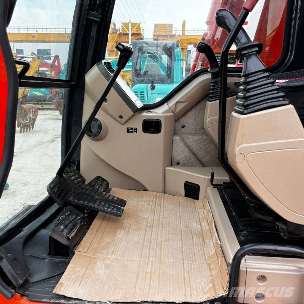 Doosan DH 80 Gravemaskiner på larvebånd