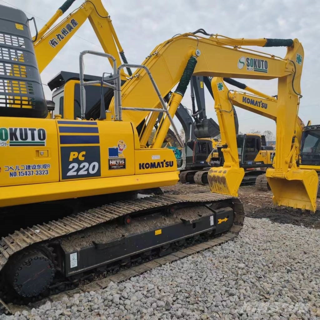 Komatsu PC 220-8 Εκσκαφείς με ερπύστριες