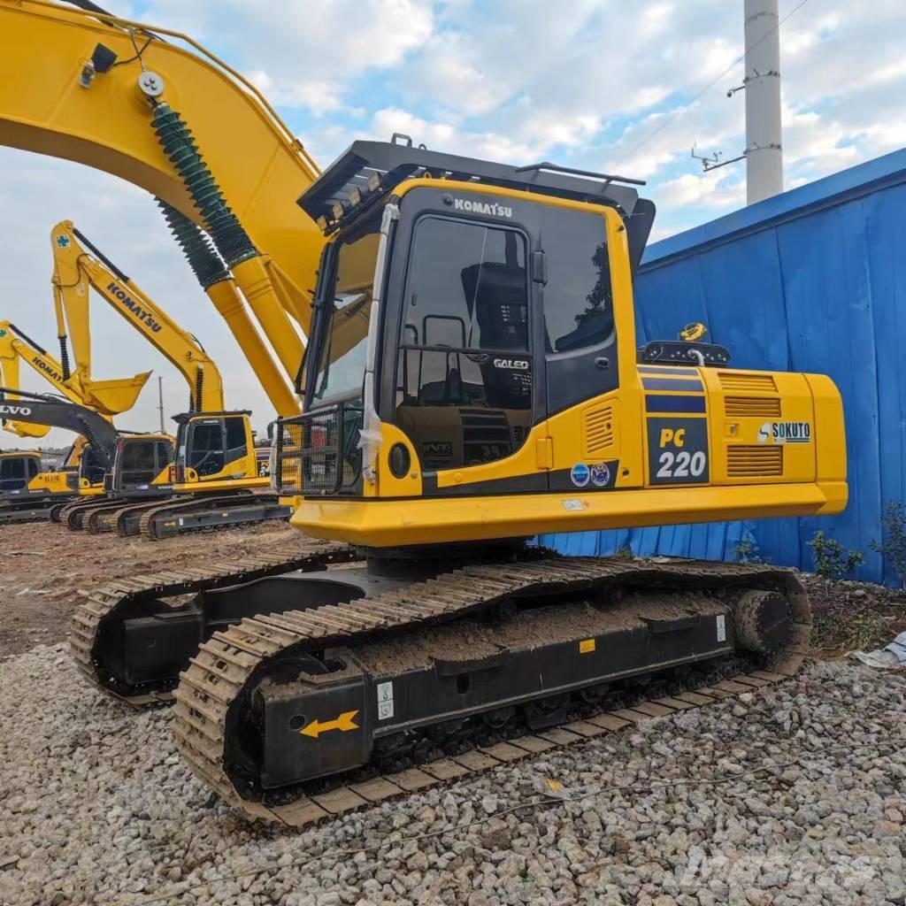 Komatsu PC 220-8 Εκσκαφείς με ερπύστριες