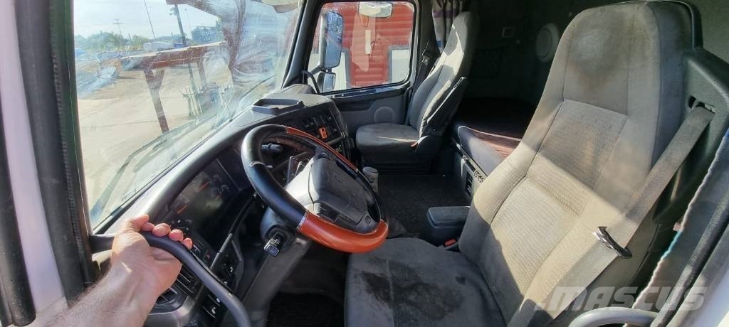 Volvo FM 12 Camiones elevadores de gancho
