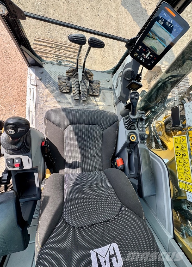 CAT 320 Rupsgraafmachines