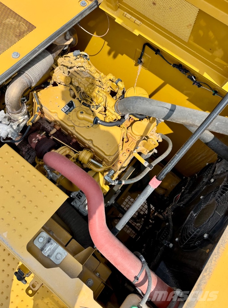 CAT 320 Rupsgraafmachines