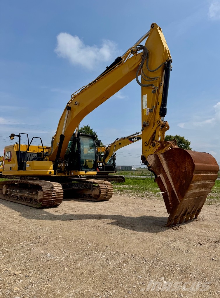 CAT 320 Rupsgraafmachines