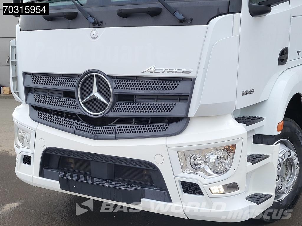 Mercedes-Benz Actros 1843 4X2 Broken Engine! ClassicSpace Retard Tractor Units