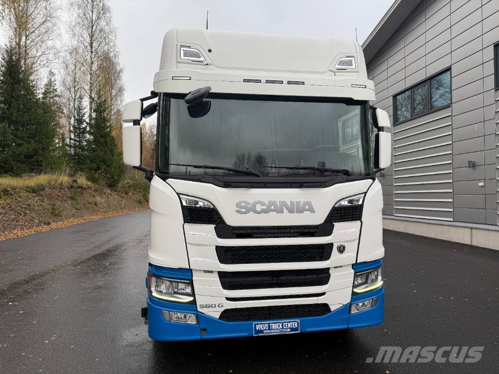Scania G560 8X4*4 Chassis met cabine
