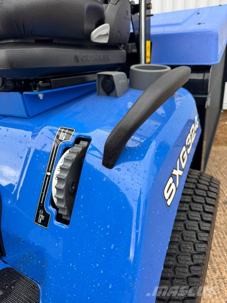 Iseki SXG324 RIDE ON MOWER ركوب الحشائش