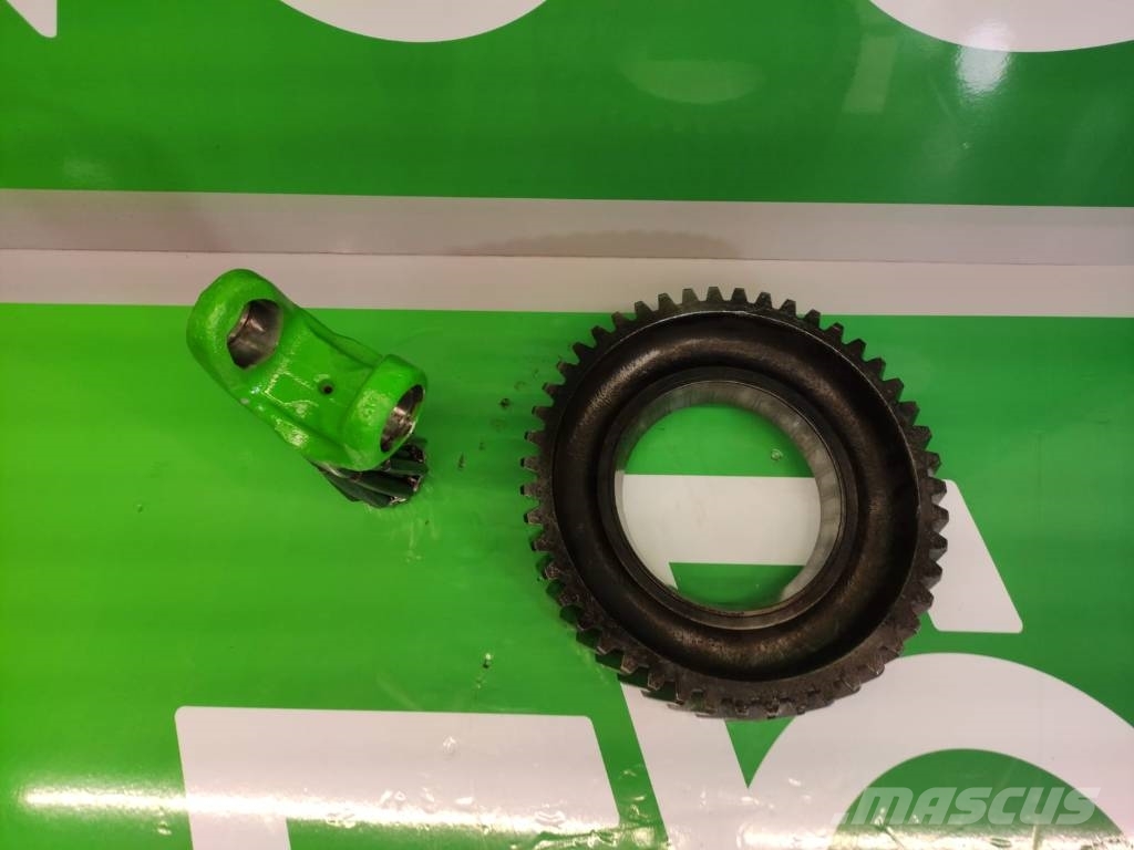 Merlo P38.14 Short axle shaft 047623 024807 Wreath Aksler
