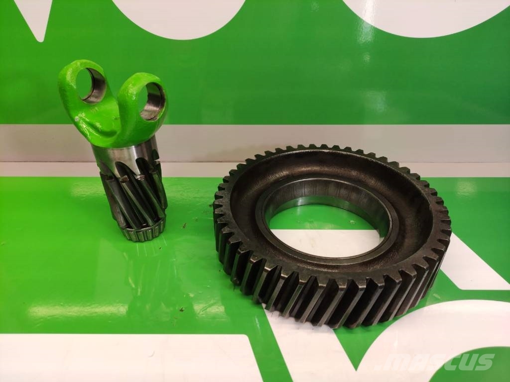 Merlo P38.14 Short axle shaft 047623 024807 Wreath Aksler