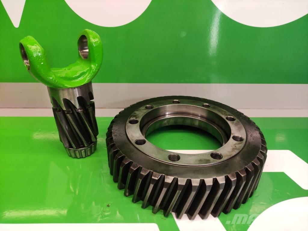 Merlo P38.14 Short axle shaft 047623 024807 Wreath Aksler