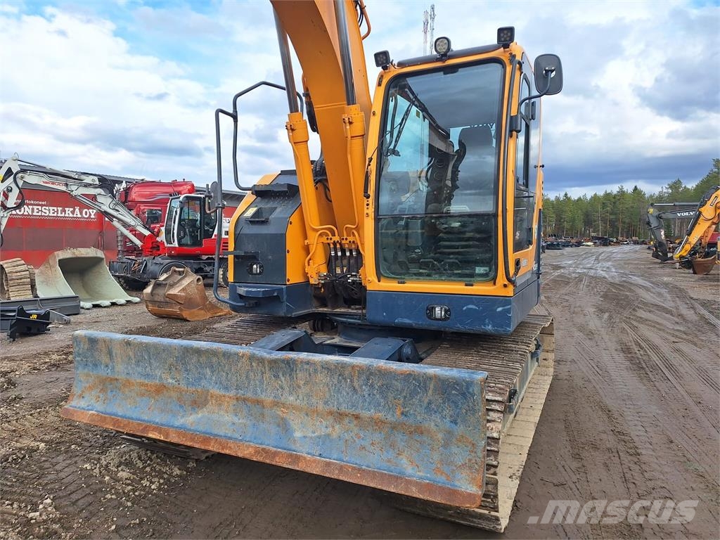 Hyundai R145LCR-9A PYÖRITTÄJÄLLÄ Bageri guseničari