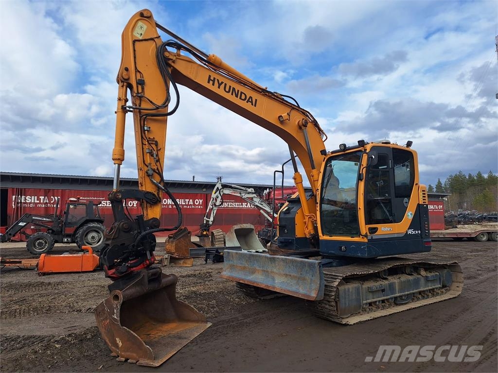Hyundai R145LCR-9A PYÖRITTÄJÄLLÄ Bageri guseničari
