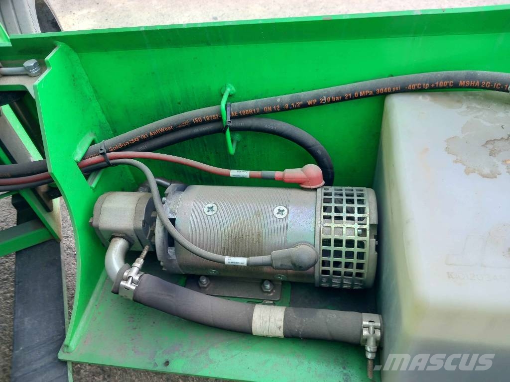 JLG 3246 Sakselifter