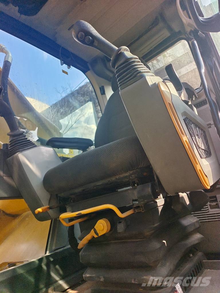 CAT 336 Source factory Верижен екскаватор