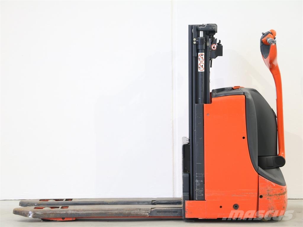 Linde D08/1160-00 Pedestrian stacker