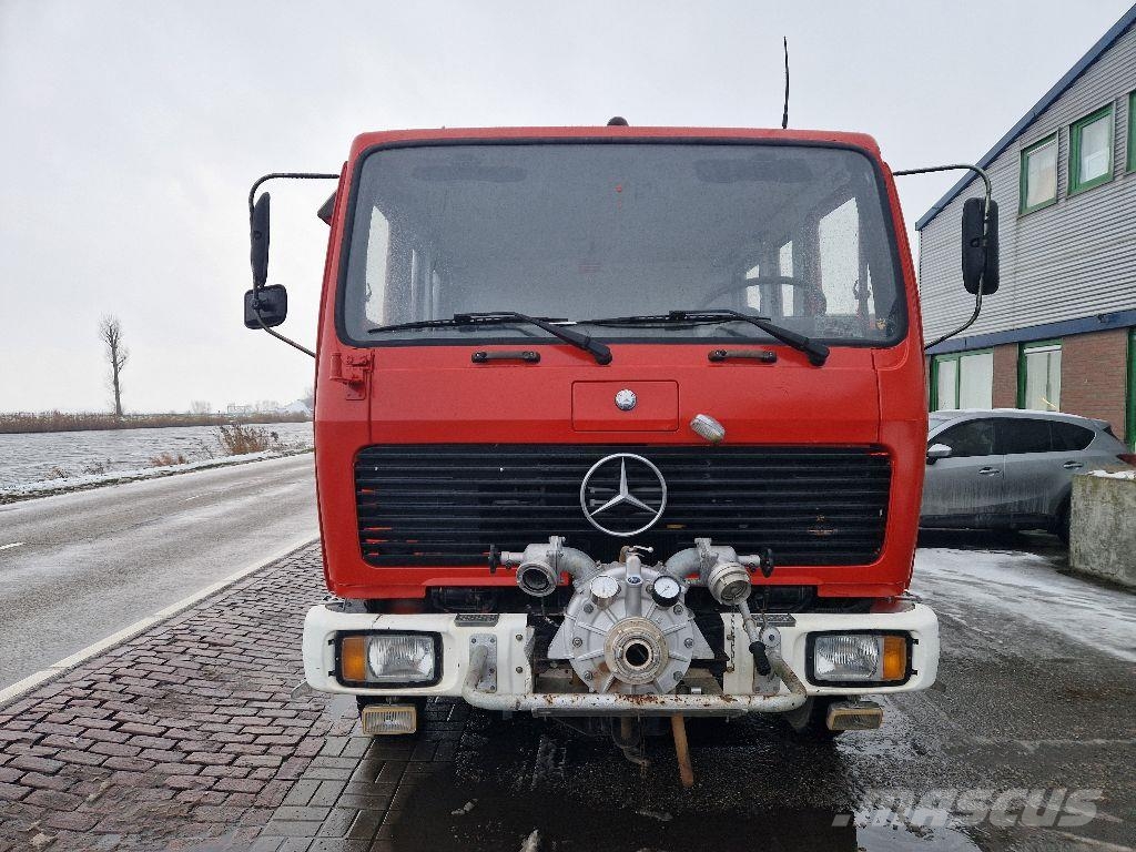 Mercedes-Benz 1017 消防車