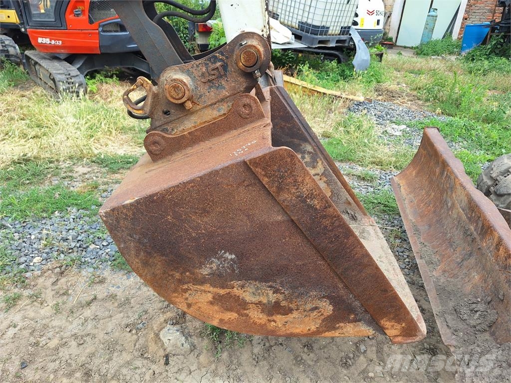 Bobcat E 55 Muut autot