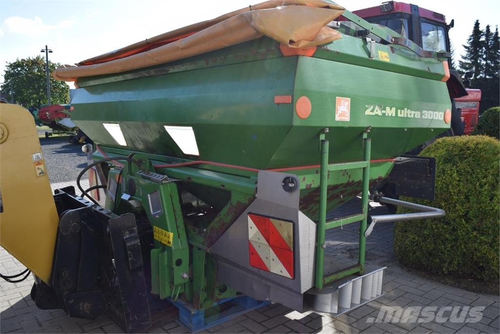 Amazone ZA-M 3000 Ultra 미네랄 살포기