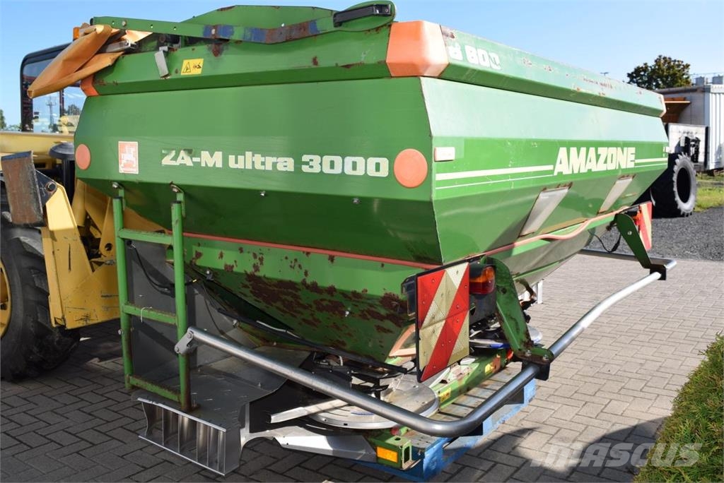 Amazone ZA-M 3000 Ultra 미네랄 살포기