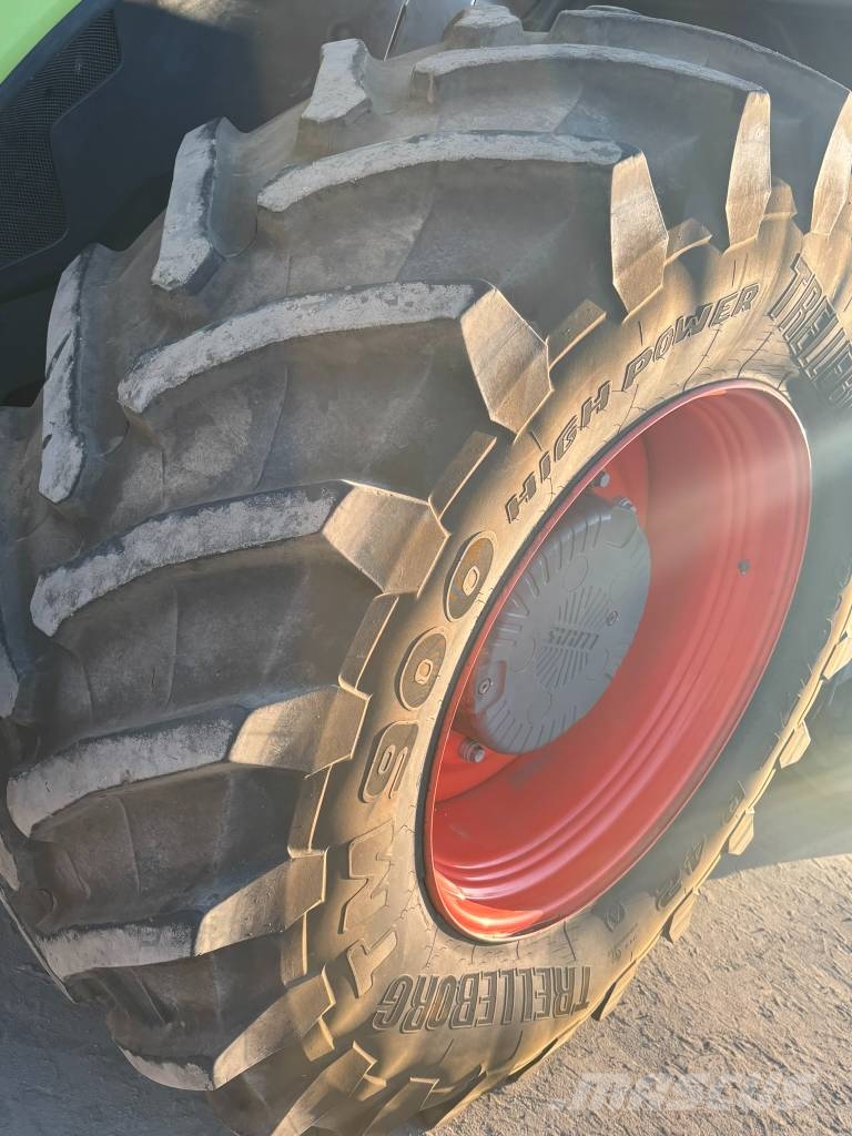 CLAAS Xerion 5000 Trac VC Трактори