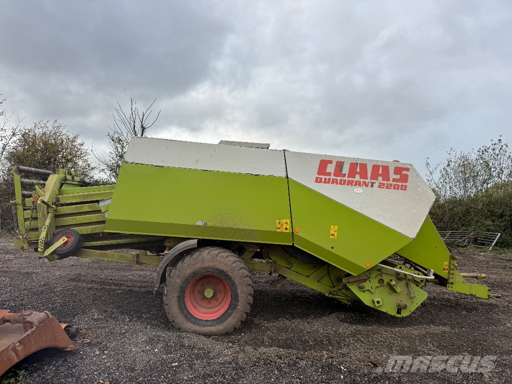 CLAAS Quadrant 2200 محزمات مربعة
