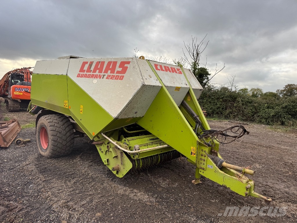 CLAAS Quadrant 2200 محزمات مربعة